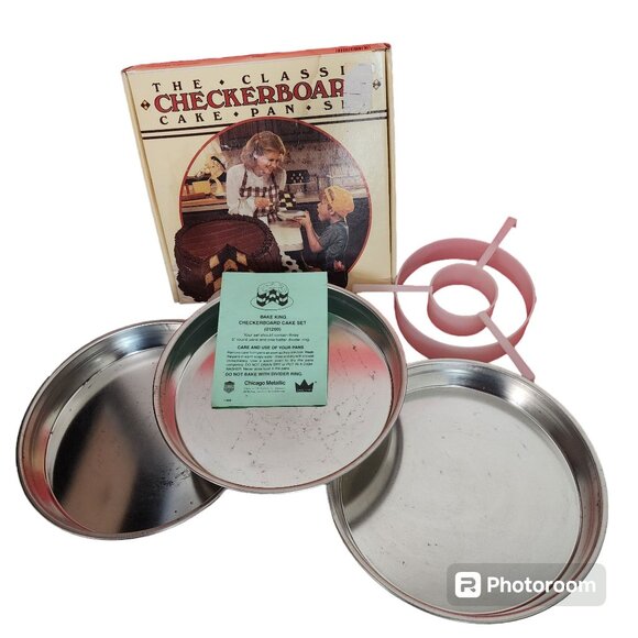 Vtg Classic Checkerboard Cake Pan Set Complete Baking Metal 9 inch Made in USA - Picture 2 of 5